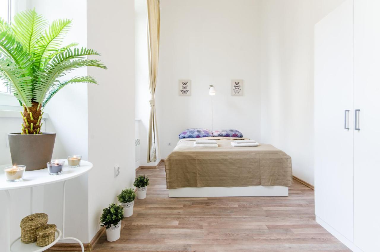 N28 Deluxe Apartment Boedapest Buitenkant foto