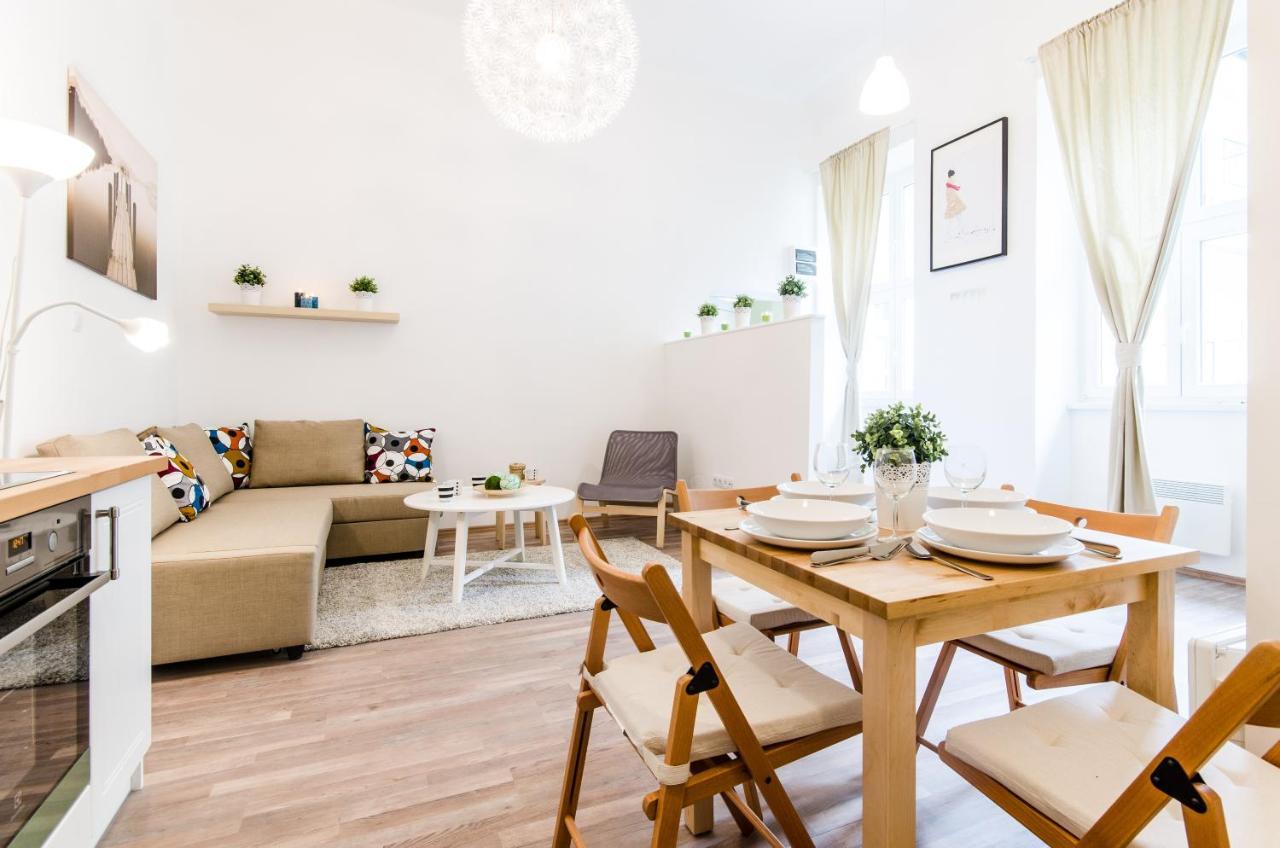 N28 Deluxe Apartment Boedapest Buitenkant foto